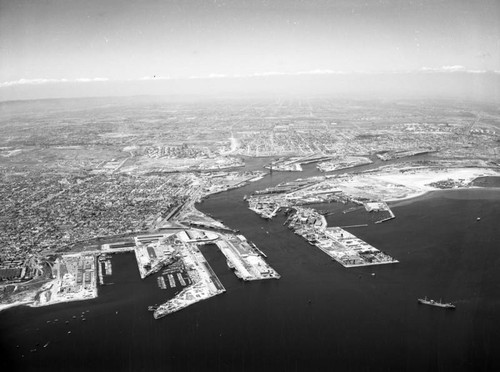 Los Angeles Harbor and Terminal Island, looking north