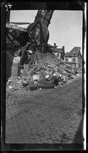 View of a collapsed building in France during World War I, ca.1916