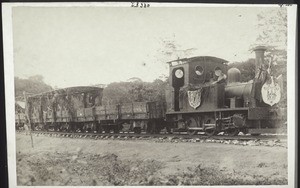 Der erste Eisenbahnzug in Kumase - Goldküste. (Seitenansicht). 1. Okt. 1903