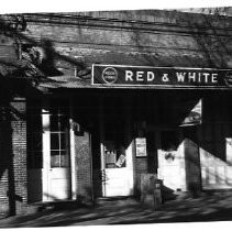 Red & White Food Store, Columbia, CA