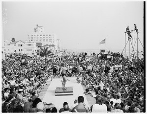 "Miss Muscle Beach" contest, 1951