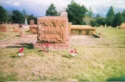 DaVall headstone in Sebastopol Memorial Lawn Cemetery in Sebastopol
