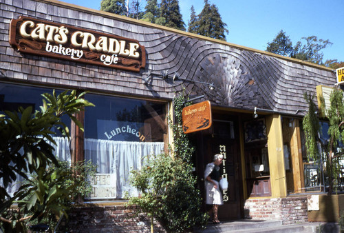 Cat's Cradle Bakery Cafe and Hoosier Hutch Antiques, Magnolia Avenue, Larkspur, 1976 [photograph]