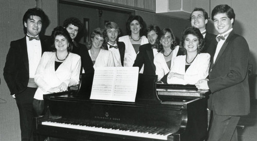 Pepperdine Chorus group photo, mid 1980s