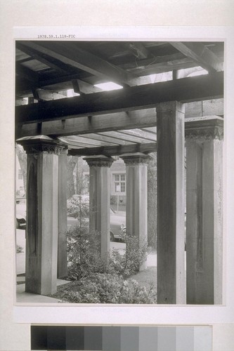First Church of Christ, Scientist, Berkeley: [exterior, detail of columns]