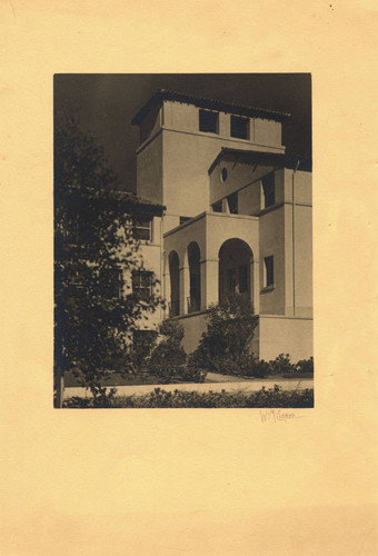 Bertha Harton Orr Hall - Center tower
