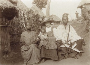 Mosé Yeyap, the king's cousin, with his family and Miss Wuhrmann, in Cameroon