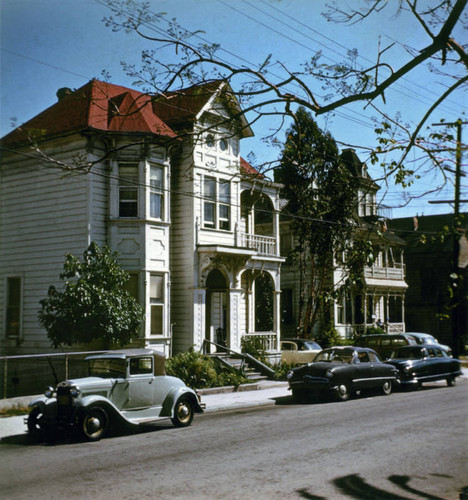 Homes on Bunker Hill Avenue