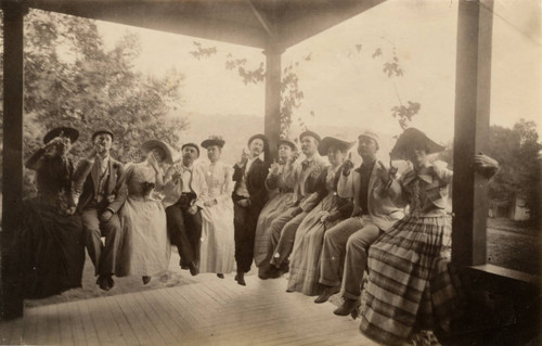 Visitors at the Blithedale Hotel, Mill Valley, circa 1898 [photograph]