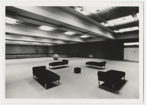 Untitled photograph (The Hundred Perfects, The Tomb of James Lee Byars)