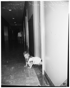 Billy Fink on loose, 13-month old boy lost in court house as father is tried for misdemeanor in Santa Monica, 1952