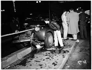 Auto accident at 8th Street and Main Street, 1952