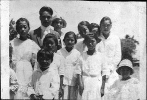 group of 11 Dinuba 6/1920