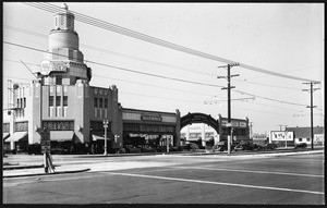 Exterior view of the Allen and Huck Market from across the street, ca.1940