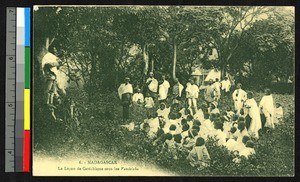 Outdoor catechism class, Madagascar, ca.1920-1940