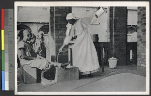 Treatment at the mission clinic, Kasai, Congo, ca.1920-1940
