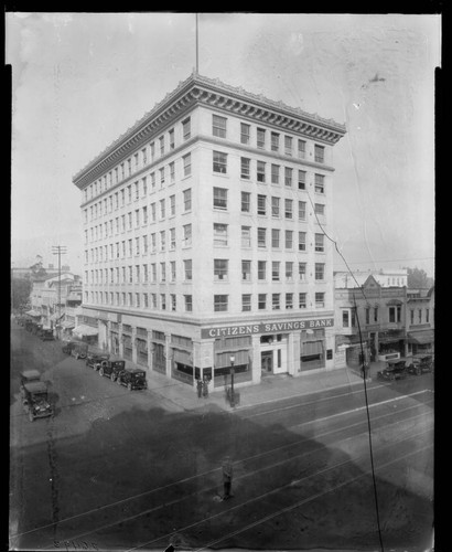 Citizens Saving Bank, corner of East Colorado and Marengo, Pasadena. 1925