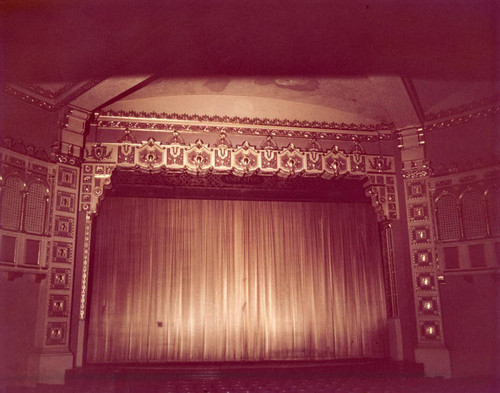 Fox Redondo Theatre proscenium