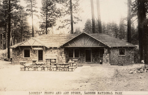 Loomis' Photo and Art Store in Lassen National Park