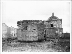 Ruin of the mortuary chapel at Mission Tumacacori, Arizona, ca.1908