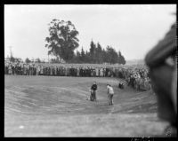 Crowd watches golfer compete at the 12th annual Los Angeles Open golf tournament, Los Angeles, 1937