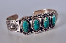 Silver bracelet with turquoise stones