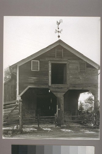 Empire Ranch Barn. Near Smartville [Smartsville]. 1939