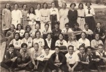 Mill Valley's Old Mill School class photo, 1921