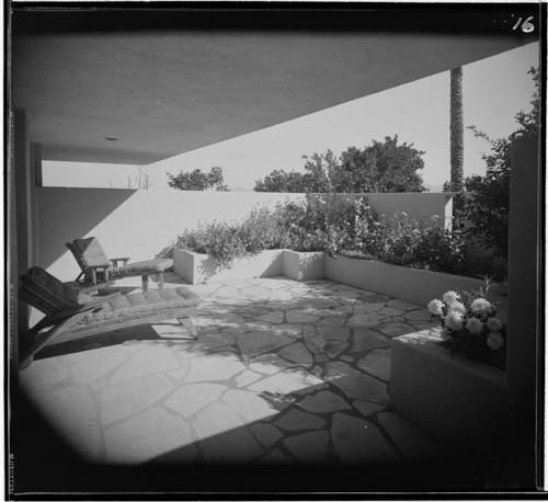 Ruskin, Lewis J., residence. Outdoor living space