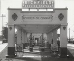 [Richfield Oil Company Service Station, Los Angeles]