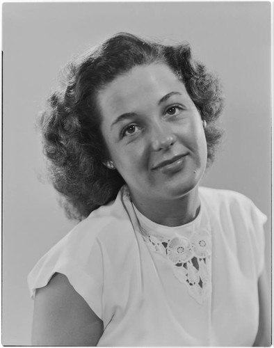 Korsgarden, Gladys : portrait