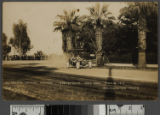 De Palma driving Mercer, Santa Monica road race, May 4, 1912