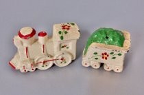 Locomotive and freight car salt & pepper shakers