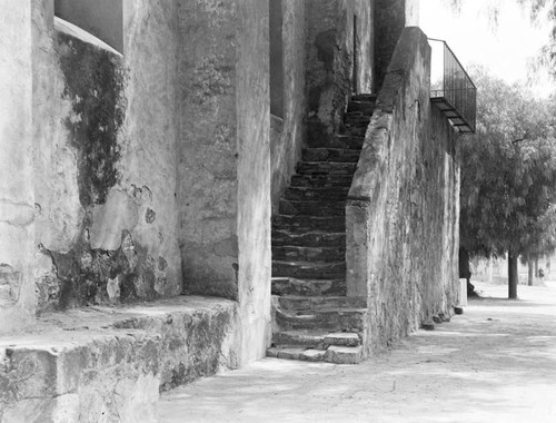 Mission San Gabriel Arcangel steps
