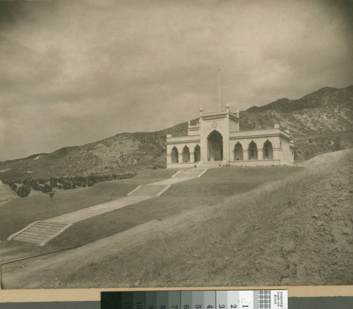 Early image of El Miradero, front view