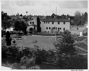 Residential home in 1948, landscaping, private garden
