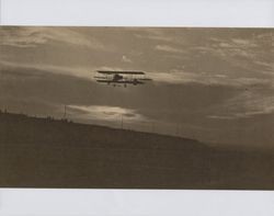 Fred Wiseman plane 1910-1915, Sonoma County, California, between 1910 and 1915