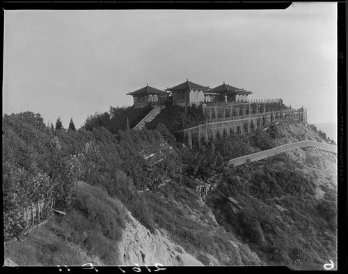 Adolph L. Bernheimer residence, Pacific Palisades, 1927-1940
