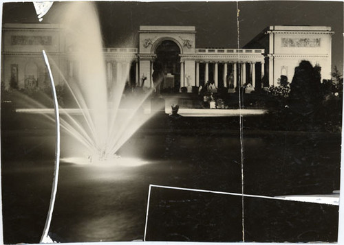 [Palace of the Legion of Honor at night]
