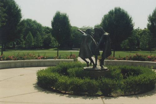 New campus-Sculptures (except Peace Garden)-0058