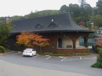 Mill Valley Tennis Club clubhouse, 2016