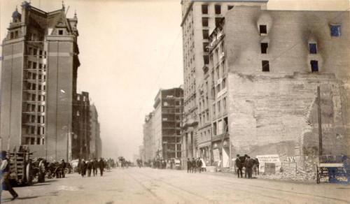 [View down Market Street from near Grant Avenue]
