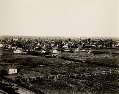 Stockton - Views - 1880 - 1900: Panoramic view, homes, looking southeast