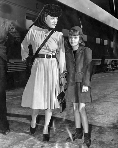 Gloria Swanson and daughter