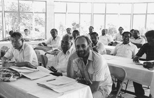 Fra Mahabalipuram konferencen, Tamil Nadu, Sydindien, november1982. Hans Gertz, NMZ, BiskopJacob Nag, JELC, Pastor Kishi, LWF