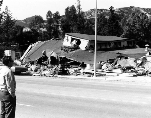 Olive View Hospital earthquake damage, Sylmar, 1971