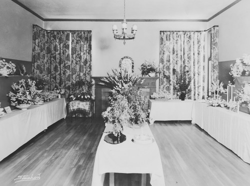 Display at Minerva Club flower show, 1938