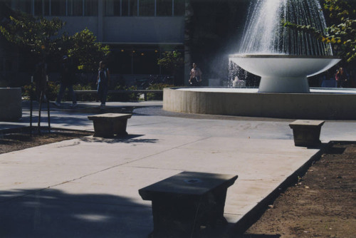 New campus-Memorial Fountain-0001