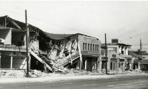 Santa Barbara 1925 Earthquake Damage - 300 Block of State Street
