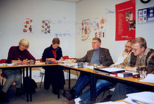 Bestyrelsesseminar 13.14. jan. 2000. Yderst til venstre: Inger Marie Jensen, i midten Lorens Hedelund